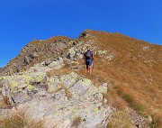 RIFUGIO BENIGNI (2222 m) ad anello dalla CIMA DI VAL PIANELLA (2349 m)-9ott23 - FOTOGALLERY